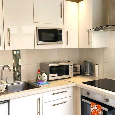 Sweet Studio Flat - Shepherds Bush/Westfield 런던 외부 사진